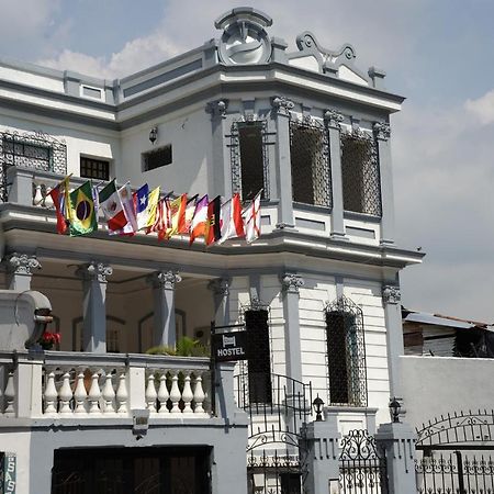 Petronio'S Hostel Cali Esterno foto