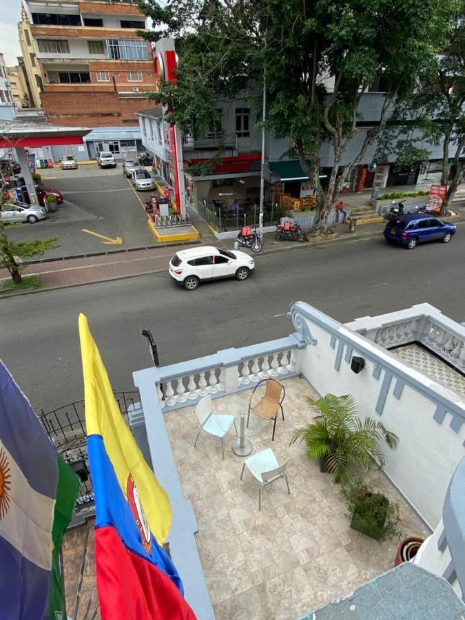 Petronio'S Hostel Cali Esterno foto